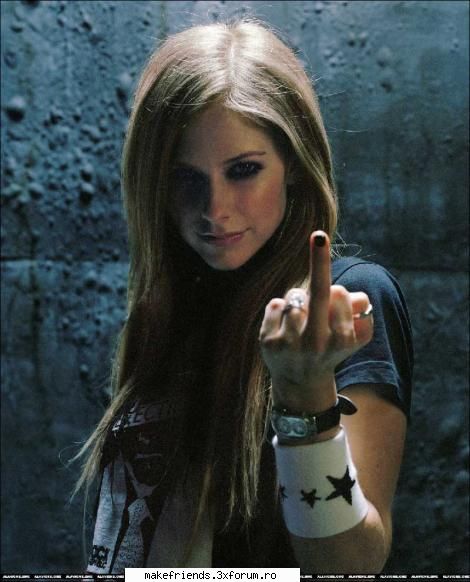 Avril Lavigne - Sper sa nu se supere nimeni, fata e superr - All bands and celebrity