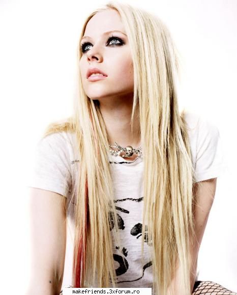 Avril Lavigne - new look, ce ziceti de el? - All bands and celebrity