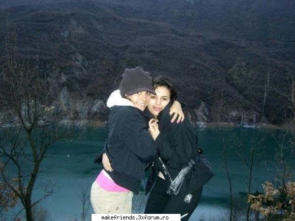 Dansatoare Morandi - elena si silvia - MoRandi