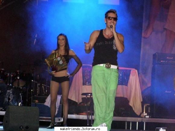 ~photos~ - mai pun si eu cateva poze - MoRandi